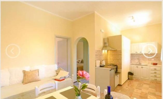 أخارافي Navigator Villas - Houses الغرفة الصورة